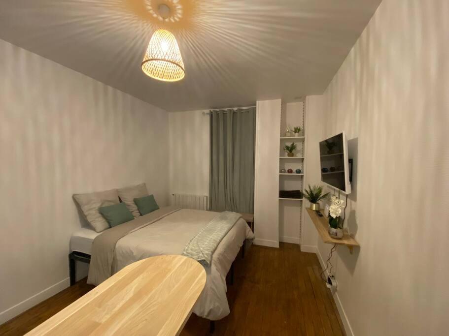 Studio Avec Lit Queen Size Au Pied Du Tramway 3. Villemomble Exterior foto